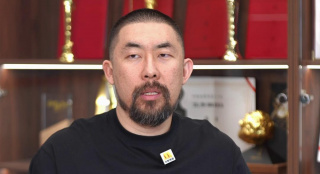 裸体免费观看
